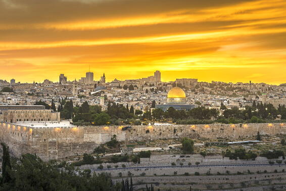 : غروب الشمس في إسرائيل